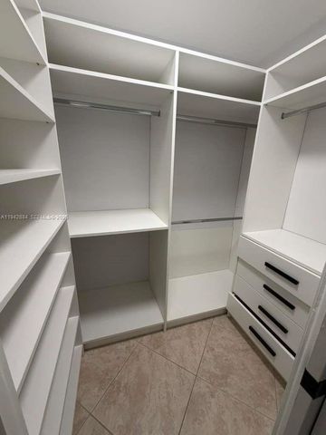 3208 Colony Club Rd 2, Pompano Beach, FL 33062