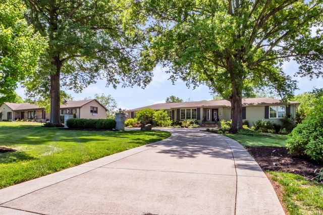300 Rolling Mill Rd, Old Hickory, TN 37138