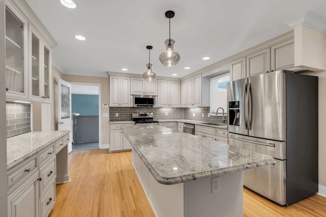 300 Rolling Mill Rd, Old Hickory, TN 37138