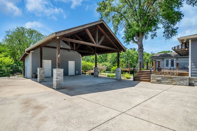 300 Rolling Mill Rd, Old Hickory, TN 37138