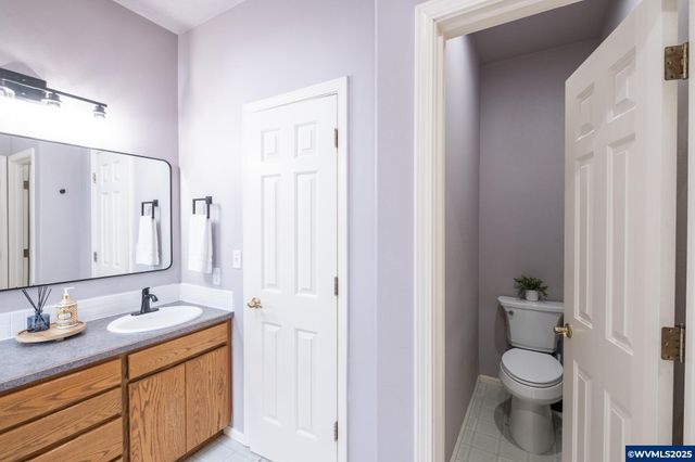 1221 Montgomery Pl NE, Albany, OR 97321