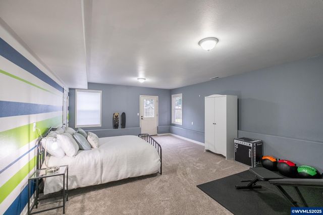 1221 Montgomery Pl NE, Albany, OR 97321