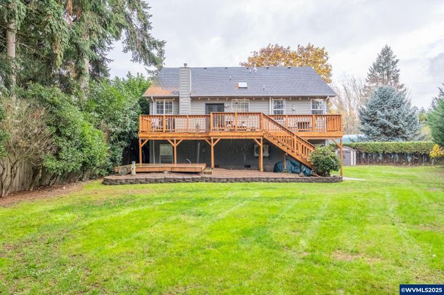 1221 Montgomery Pl NE, Albany, OR 97321