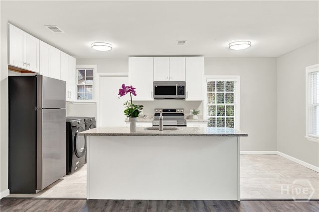 1309 E 55th Street, Savannah, GA 31404