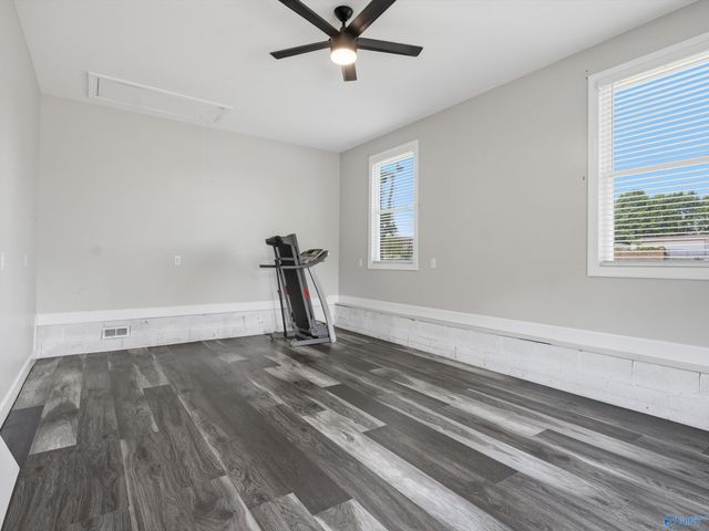 105 Hazelwood Drive, Hazel Green, AL 35750