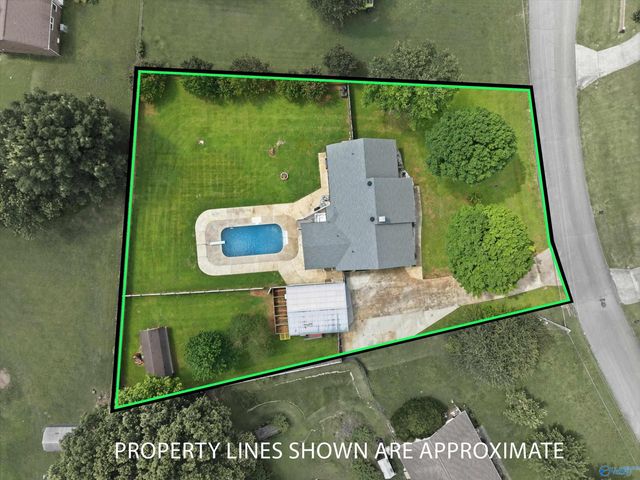 105 Hazelwood Drive, Hazel Green, AL 35750