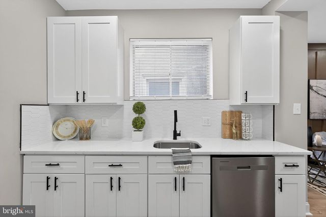 5055 BROWN ST, Philadelphia, PA 19139