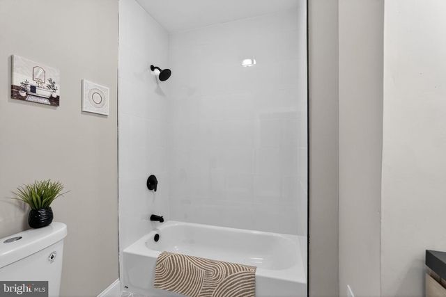 5055 BROWN ST, Philadelphia, PA 19139