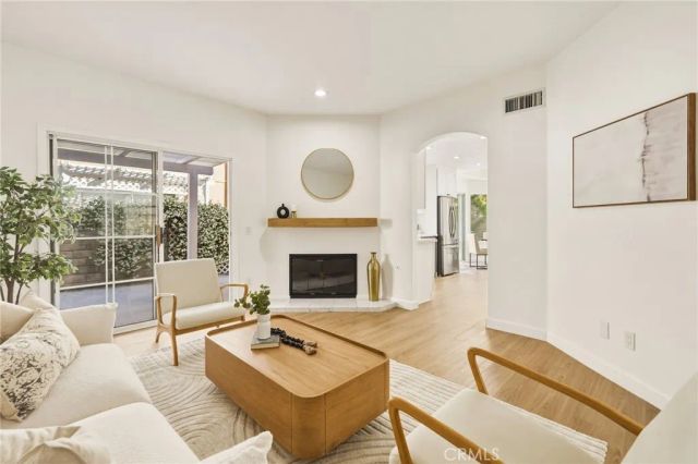 1726 Blossom Court, Newbury Park, CA 91320