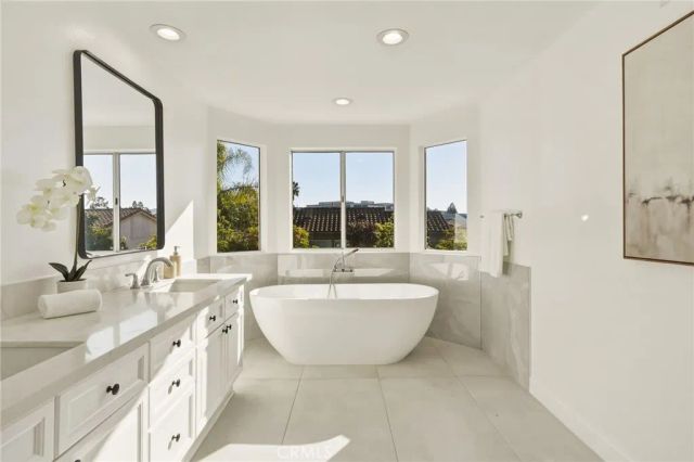 1726 Blossom Court, Newbury Park, CA 91320