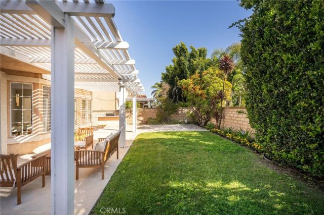 1726 Blossom Court, Newbury Park, CA 91320