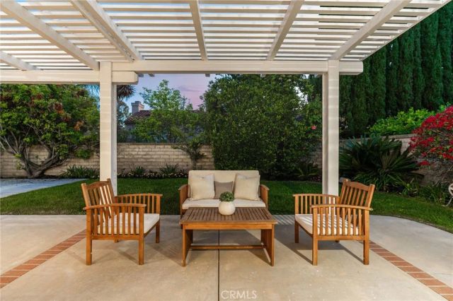 1726 Blossom Court, Newbury Park, CA 91320