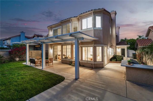 1726 Blossom Court, Newbury Park, CA 91320