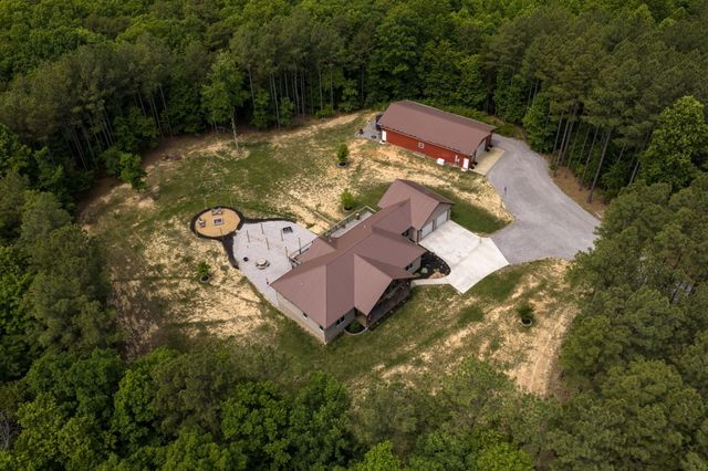 655 Thunder Ridge Drive, South Pittsburg, TN 37380