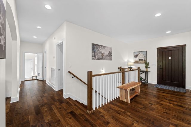 655 Thunder Ridge Drive, South Pittsburg, TN 37380