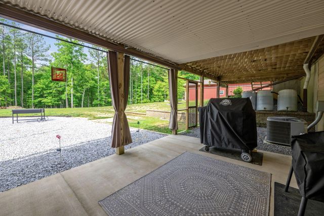 655 Thunder Ridge Drive, South Pittsburg, TN 37380