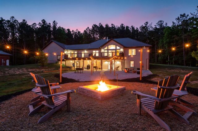 655 Thunder Ridge Drive, South Pittsburg, TN 37380
