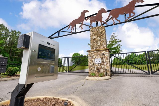 655 Thunder Ridge Drive, South Pittsburg, TN 37380