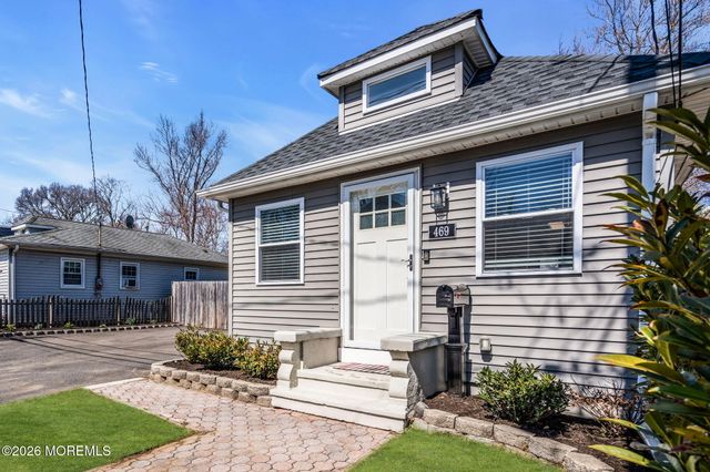 469 Center Avenue, North Middletown, NJ 07748