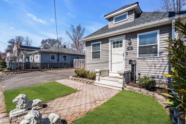 469 Center Avenue, North Middletown, NJ 07748