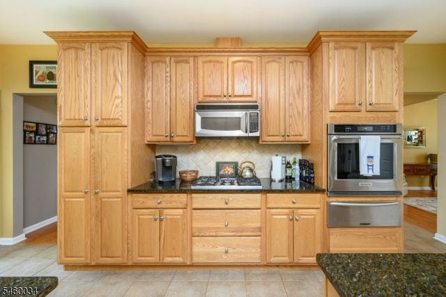 269 Rummel Rd, Holland Twp., NJ 08848