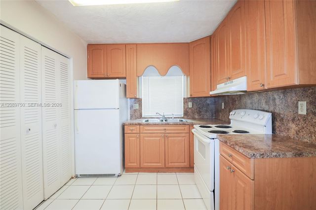 3019 SW 68th Terrace 5, Miramar, FL 33023
