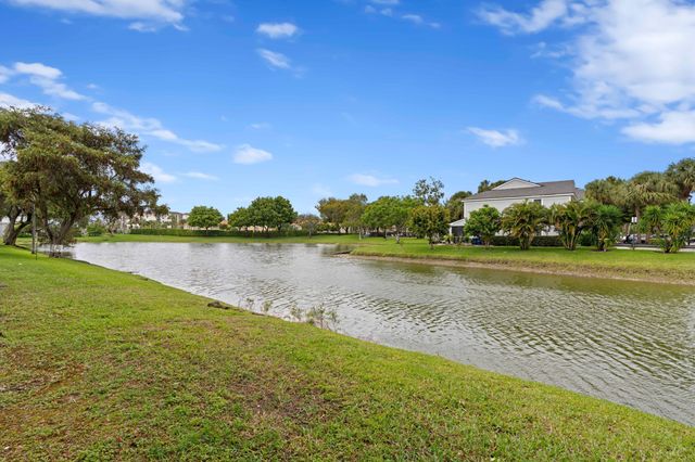 5545 Courtyard Drive, Margate, FL 33063