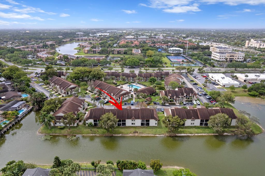 5545 Courtyard Drive, Margate, FL 33063