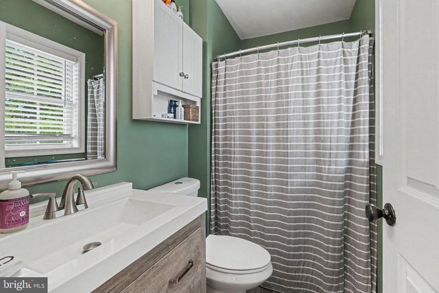 103 GREENWOOD DR, New Cumberland, PA 17070