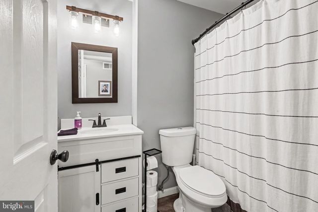 103 GREENWOOD DR, New Cumberland, PA 17070