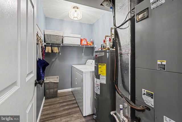 103 GREENWOOD DR, New Cumberland, PA 17070