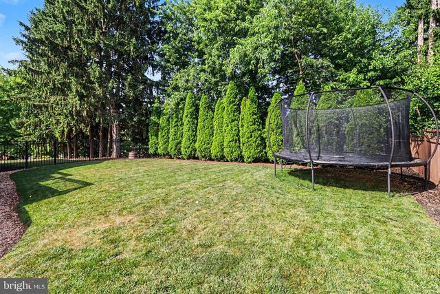 103 GREENWOOD DR, New Cumberland, PA 17070