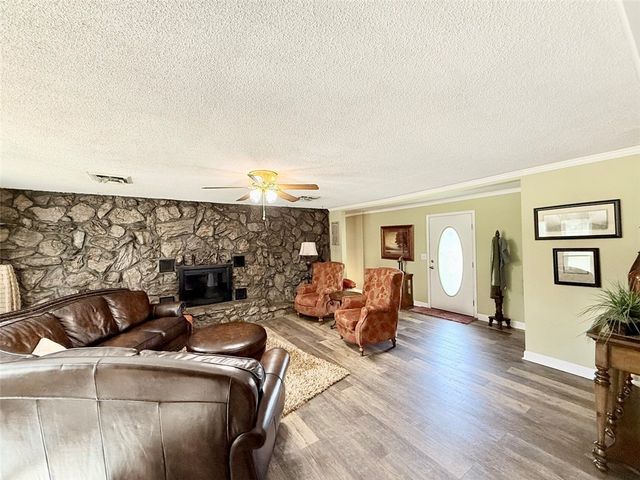 567 Broomfield Road, Dover, AR 72837