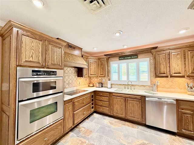 567 Broomfield Road, Dover, AR 72837