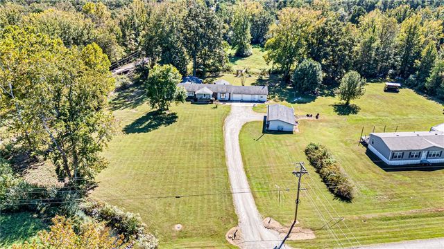 567 Broomfield Road, Dover, AR 72837