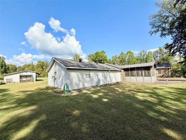 567 Broomfield Road, Dover, AR 72837