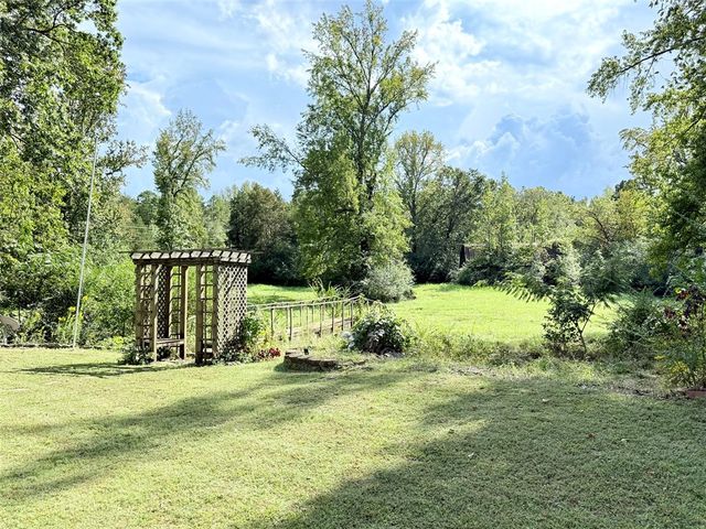 567 Broomfield Road, Dover, AR 72837