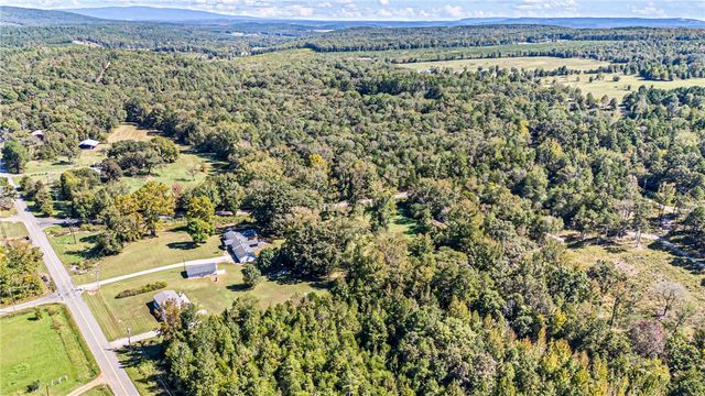 567 Broomfield Road, Dover, AR 72837