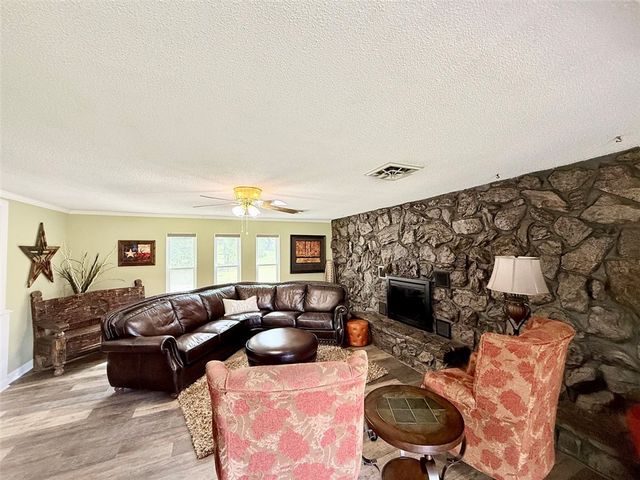 567 Broomfield Road, Dover, AR 72837