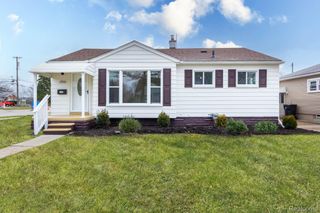 29940 Commonwealth Street, Roseville, MI 48066