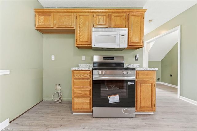 3650 Single Leaf Court, High Point, NC 27265