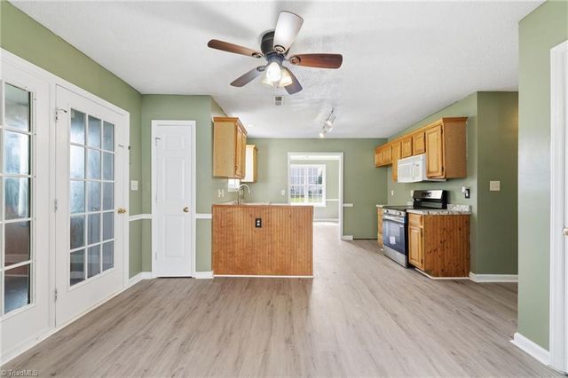 3650 Single Leaf Court, High Point, NC 27265