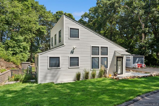 356 Oakleigh Avenue 38, Baiting Hollow, NY 11933
