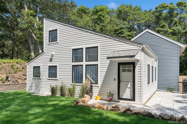 356 Oakleigh Avenue 38, Baiting Hollow, NY 11933