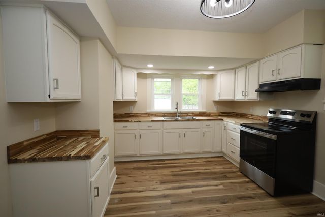 901 Forest Avenue, Fort Wayne, IN 46805