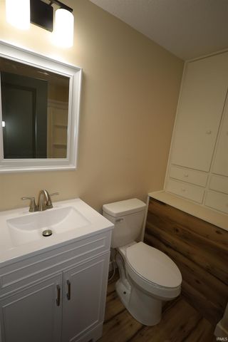 901 Forest Avenue, Fort Wayne, IN 46805