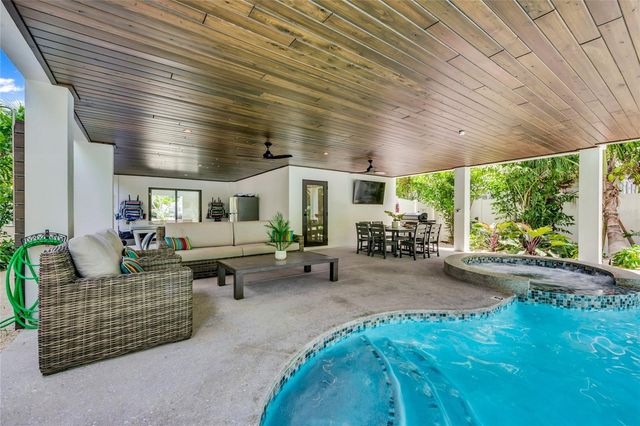 209 GARFIELD DRIVE, Sarasota, FL 34236