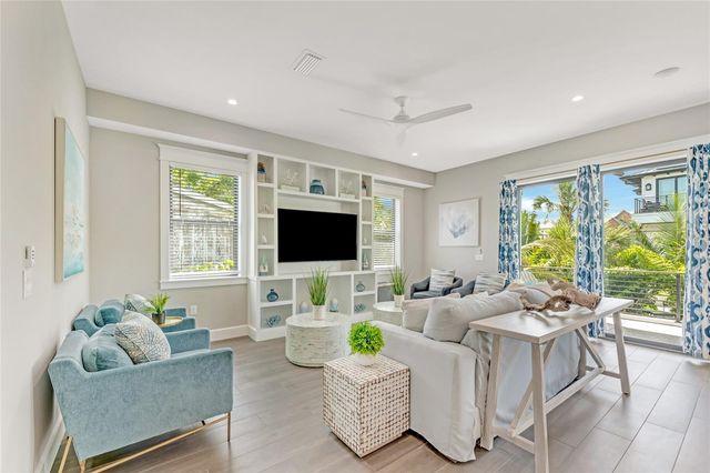 209 GARFIELD DRIVE, Sarasota, FL 34236