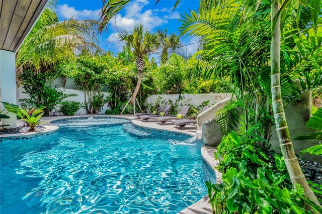 209 GARFIELD DRIVE, Sarasota, FL 34236