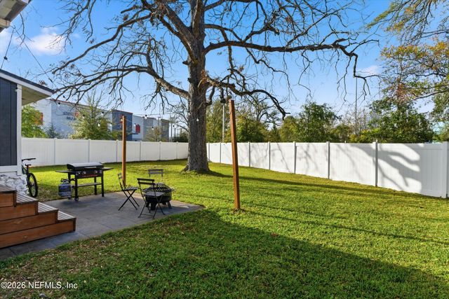 1733 LANDON Avenue, Jacksonville, FL 32207